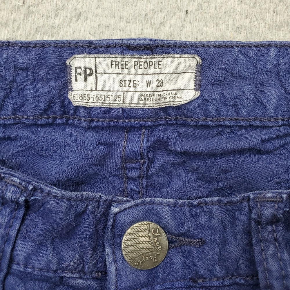 Free People Skinny Jeans Womens Size 28 Multi Denim Embroidered Floral Dark Wash - Picture 7 of 9